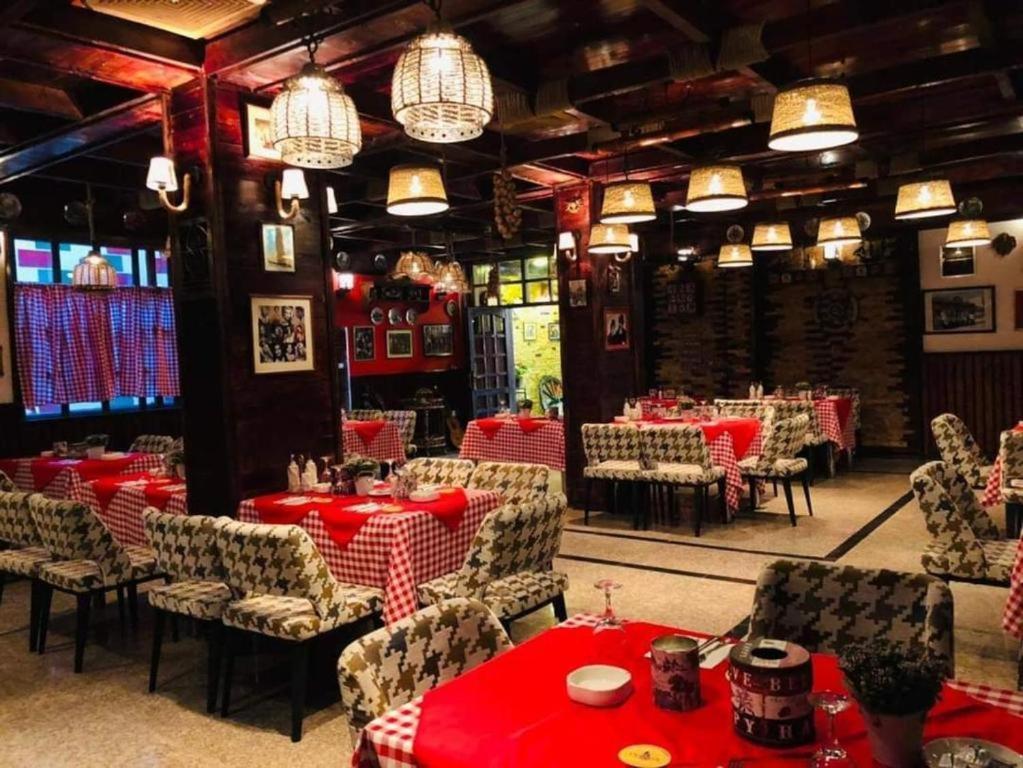 Italian House Hotel Baghdād Екстериор снимка