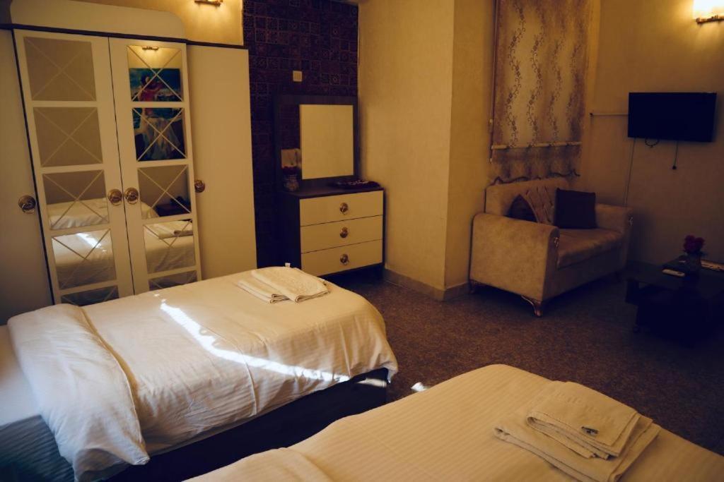Italian House Hotel Baghdād Екстериор снимка